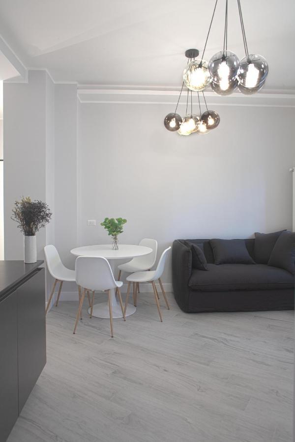 Bnbutler - Pergolesi, 6 - Accogliente E Moderno A Due Passi Da Tutto Milan Exterior photo